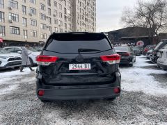 Сүрөт унаа Toyota Highlander