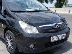 Фото авто Toyota Corolla Verso