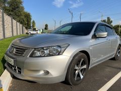 Фото авто Honda Accord