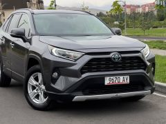 Сүрөт унаа Toyota RAV4