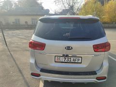 Photo of the vehicle Kia Carnival