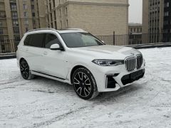 Фото авто BMW X7