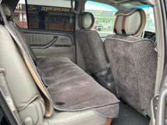 Сүрөт унаа Toyota Sequoia