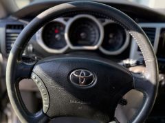 Сүрөт унаа Toyota 4Runner