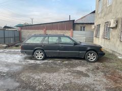 Фото авто Mercedes-Benz W124