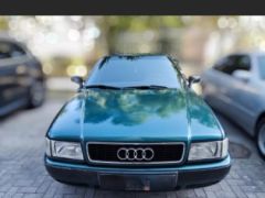 Photo of the vehicle Audi 80