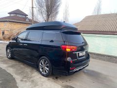 Сүрөт унаа Kia Carnival