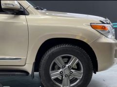 Фото авто Toyota Land Cruiser