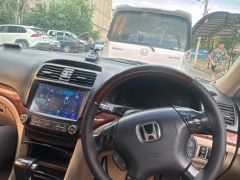 Сүрөт унаа Honda Inspire