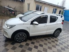 Фото авто BAIC EC3