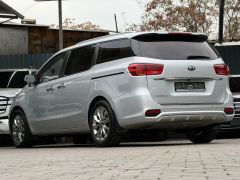 Фото авто Kia Carnival