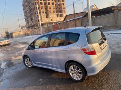 Photo of the vehicle Honda Fit