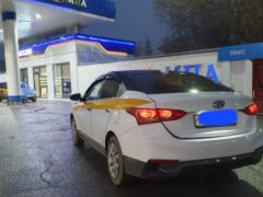 Сүрөт унаа Hyundai Solaris