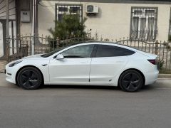 Photo of the vehicle Tesla Model 3