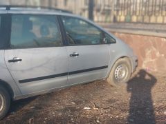 Сүрөт унаа Volkswagen Sharan