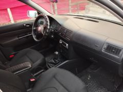 Сүрөт унаа Volkswagen Golf