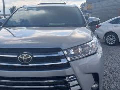 Сүрөт унаа Toyota Highlander