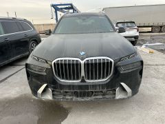 Фото авто BMW X7