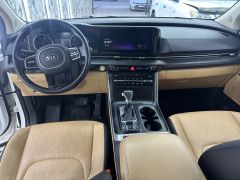 Сүрөт унаа Kia Carnival