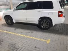 Сүрөт унаа Toyota Kluger