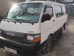 Фото авто Toyota HiAce