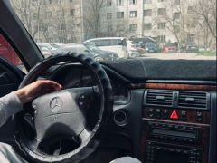 Сүрөт унаа Mercedes-Benz E-Класс