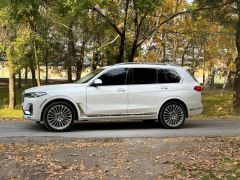 Фото авто BMW X7