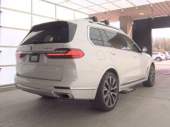 Сүрөт унаа BMW X7