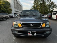 Photo of the vehicle Lexus LX