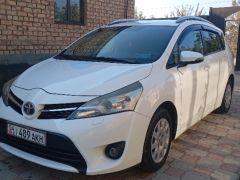 Сүрөт унаа Toyota Verso