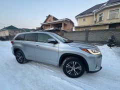 Сүрөт унаа Toyota Highlander