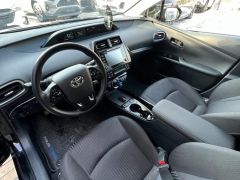 Фото авто Toyota Prius