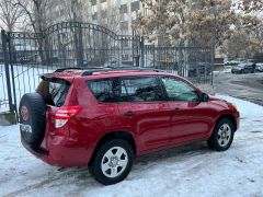 Сүрөт унаа Toyota RAV4