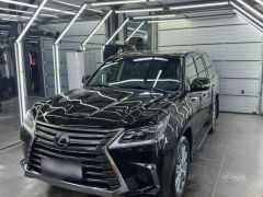 Photo of the vehicle Lexus LX