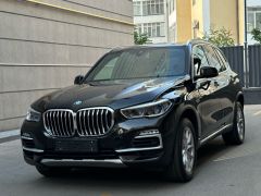 Photo of the vehicle BMW X5