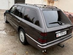 Фото авто Mercedes-Benz W124