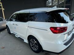 Фото авто Kia Carnival