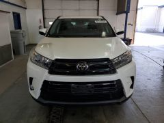 Фото авто Toyota Highlander