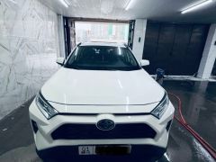 Photo of the vehicle Toyota RAV4