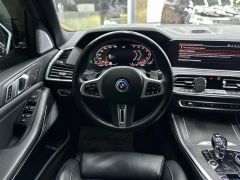 Photo of the vehicle BMW X5