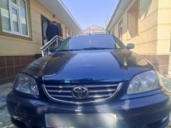 Фото авто Toyota Avensis