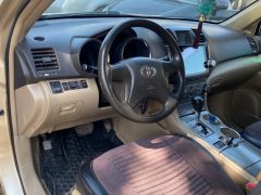 Сүрөт унаа Toyota Highlander