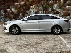 Photo of the vehicle Hyundai Sonata