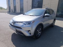 Сүрөт унаа Toyota RAV4