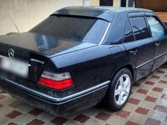 Сүрөт унаа Mercedes-Benz W124