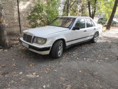 Сүрөт унаа Mercedes-Benz W124