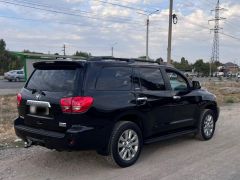 Фото авто Toyota Sequoia