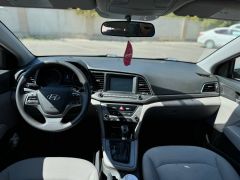 Сүрөт унаа Hyundai Elantra