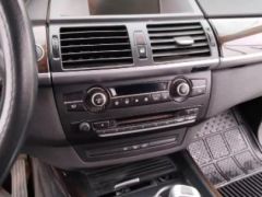 Photo of the vehicle BMW X5