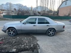 Фото авто Mercedes-Benz W124